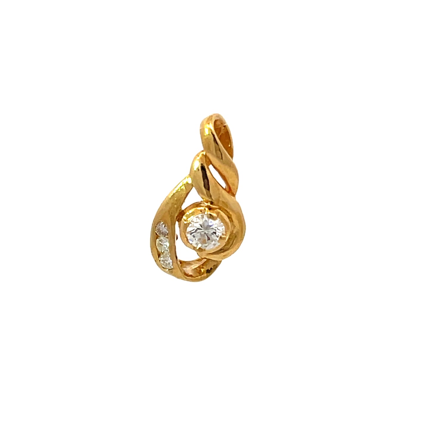 GOLD DIAMOND PENDANT ( 20K ) ( 1.4g ) - 0010243 Chain sold separately