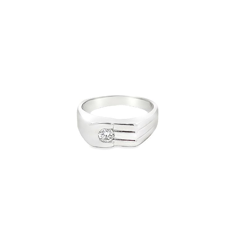 18K WHITE GOLD DIAMOND RING - P000967
