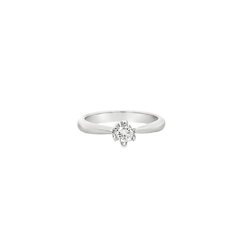 18K WHITE GOLD DIAMOND RING - P001014