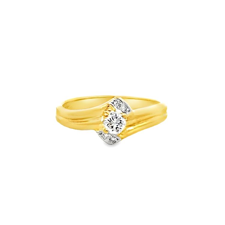 18K GOLD DIAMOND RING - P000161