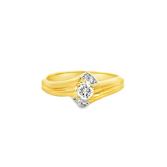 18K GOLD DIAMOND RING - P000161