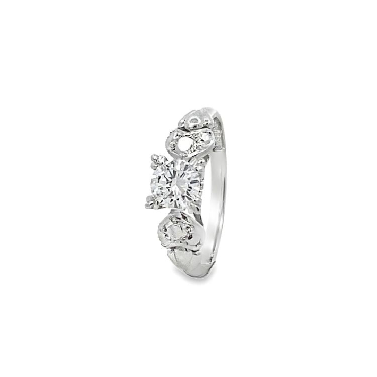 18K WHITE GOLD DIAMOND RING - P000026