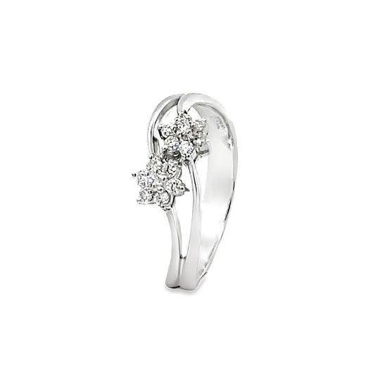 20K WHITE GOLD DIAMOND RING - P000083
