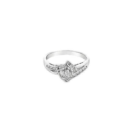 18K WHITE GOLD DIAMOND RING - P000092