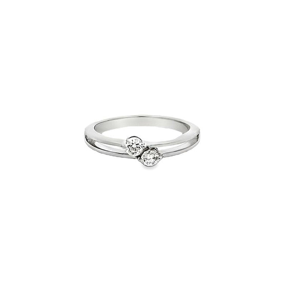 18K WHITE GOLD DIAMOND RING - P000218
