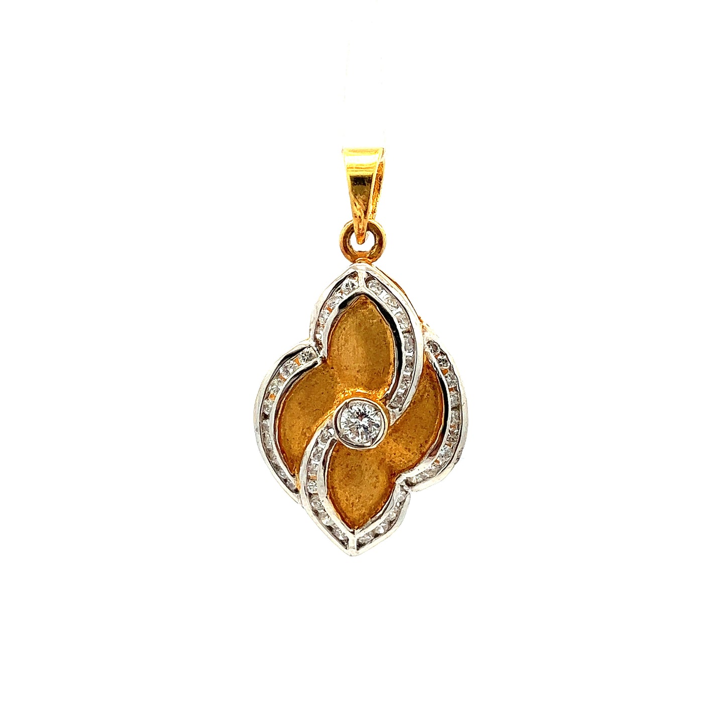 Load image into Gallery viewer, GOLD DIAMOND PENDANT ( 20K ) ( 3.32g ) - P000158 Chain sold separately
