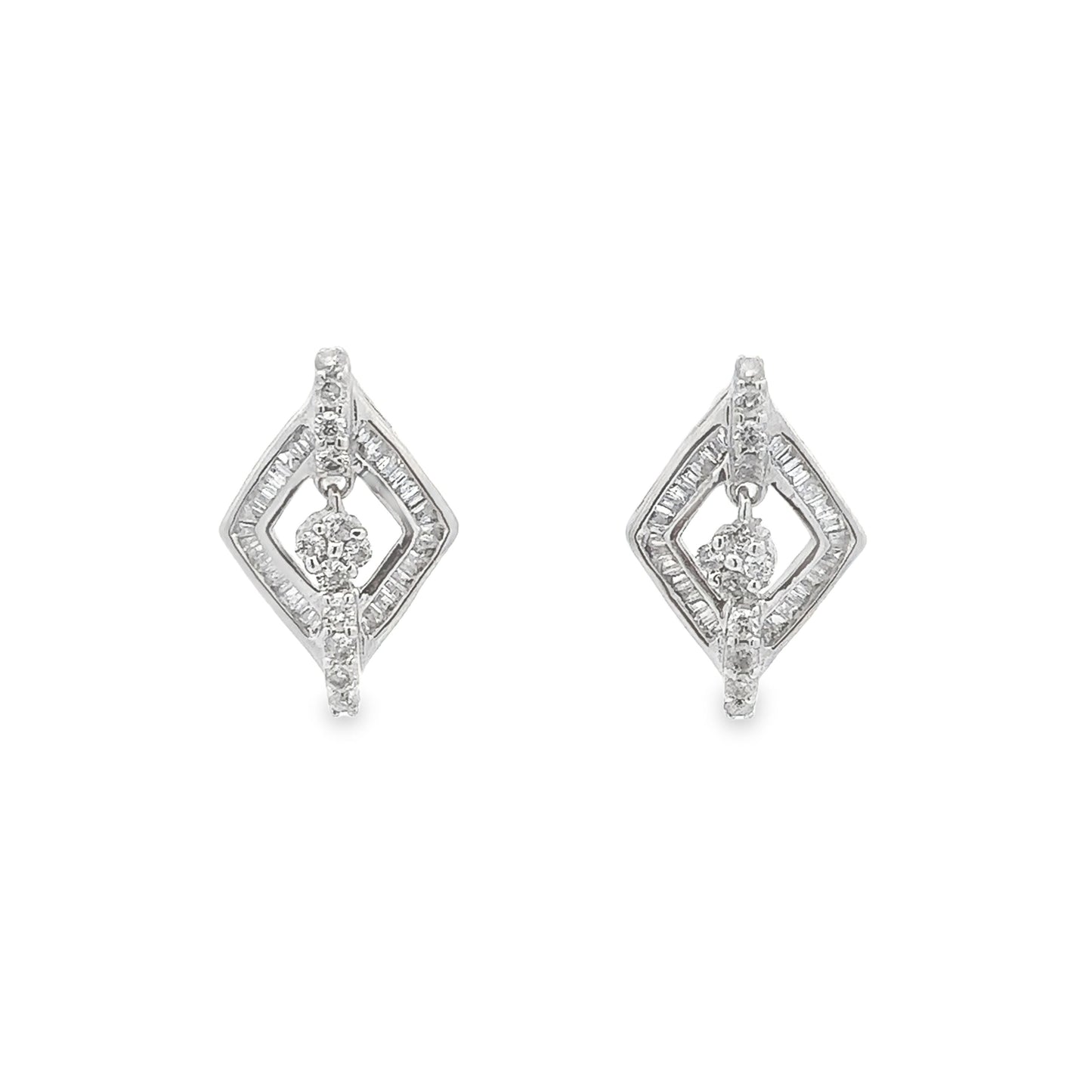 Load image into Gallery viewer, WHITE GOLD DIAMOND EARRINGS ( 18K ) - P000139
