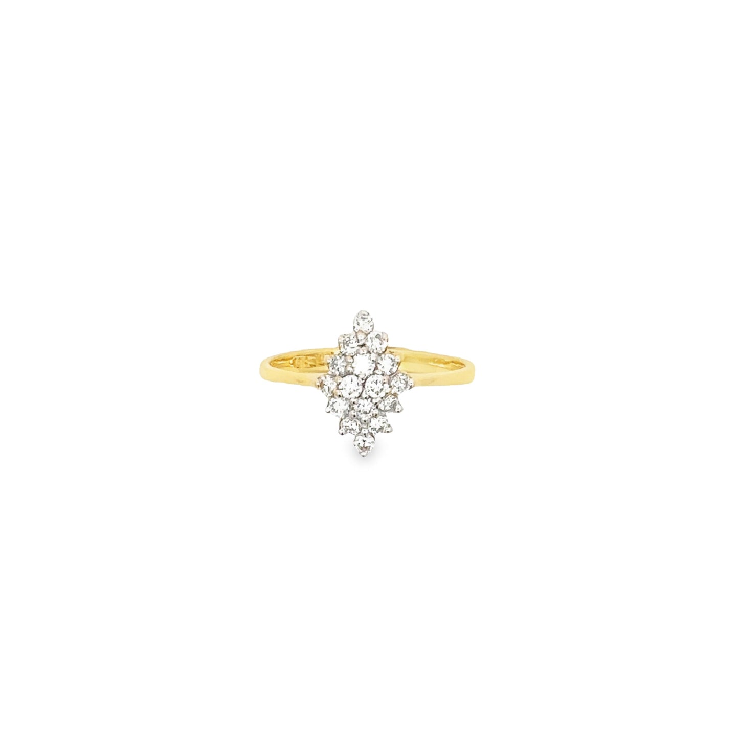 18K WHITE GOLD DIAMOND RING - 0021057