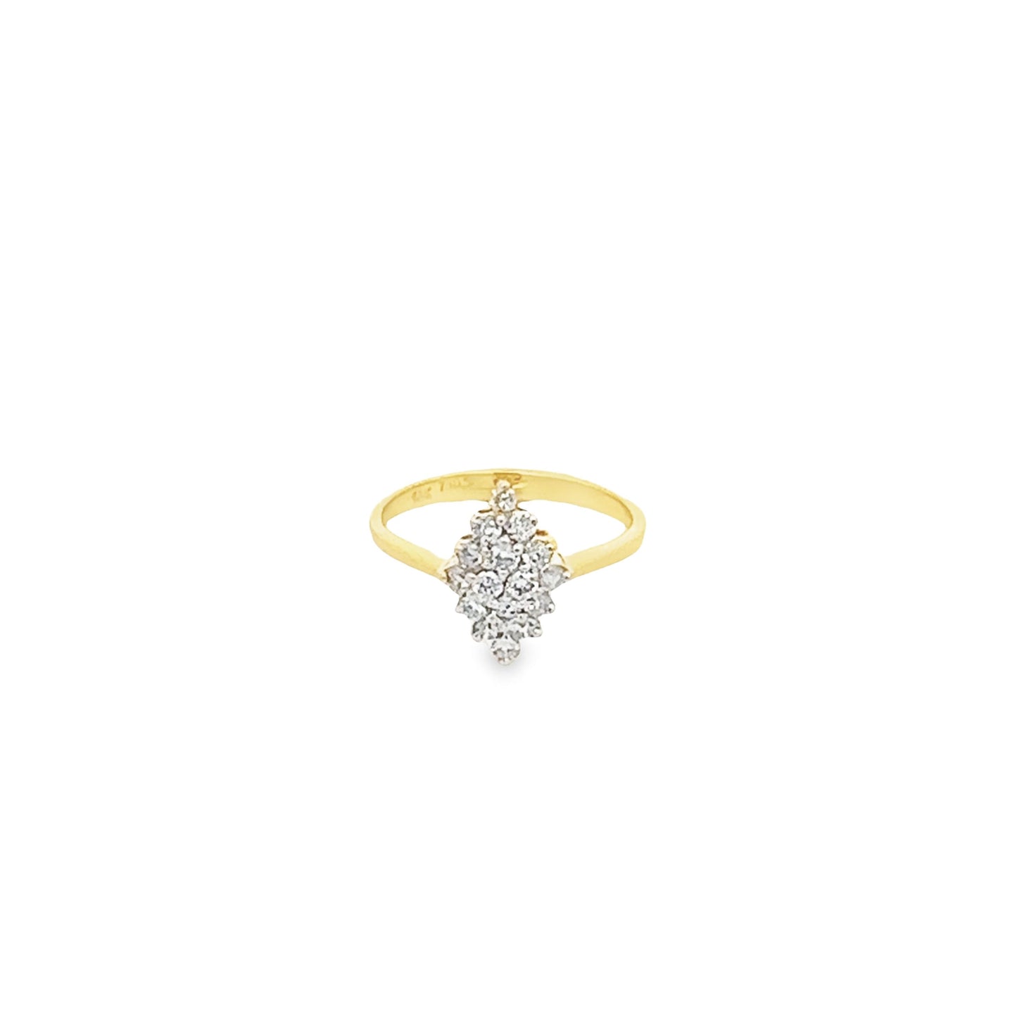 18K WHITE GOLD DIAMOND RING - 0021057