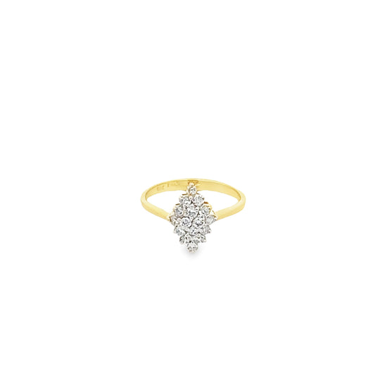 18K WHITE GOLD DIAMOND RING - 0021057