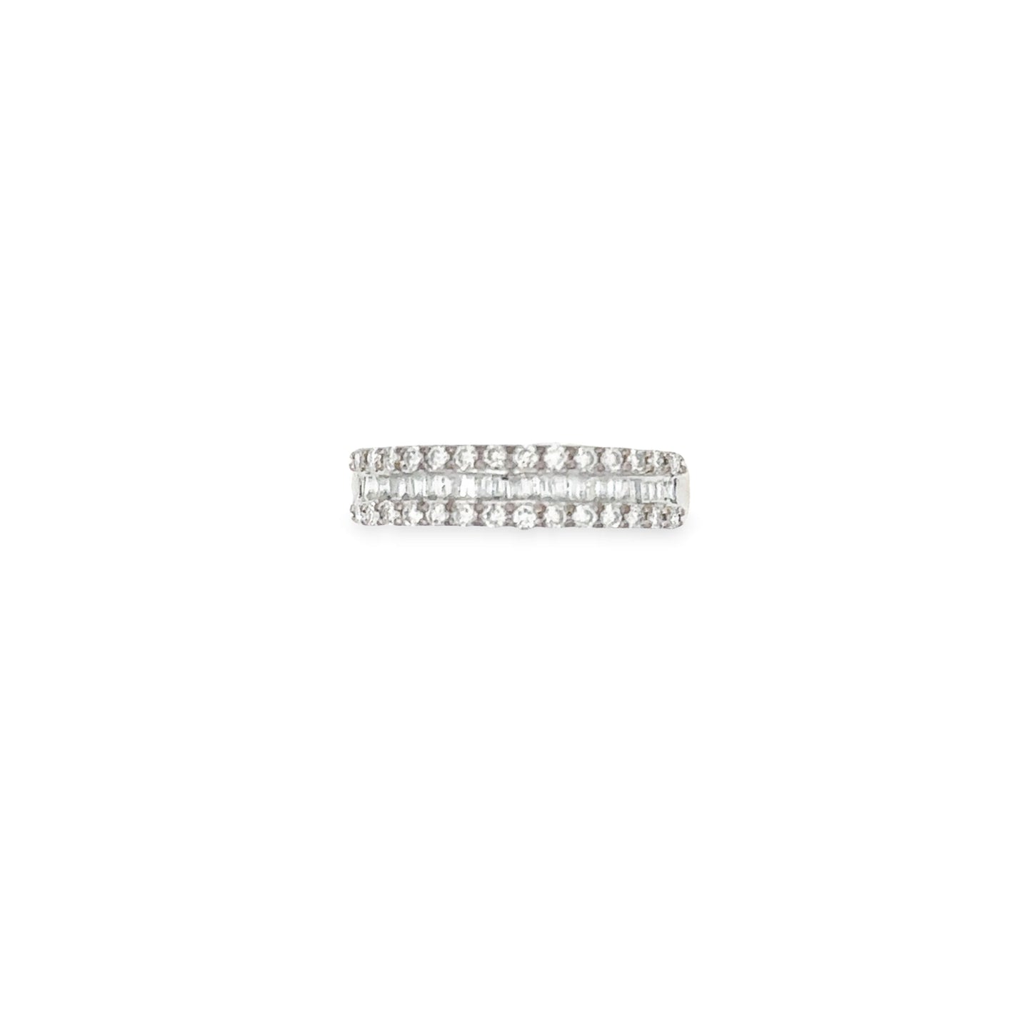 18K WHITE GOLD DIAMOND RING - 0021084