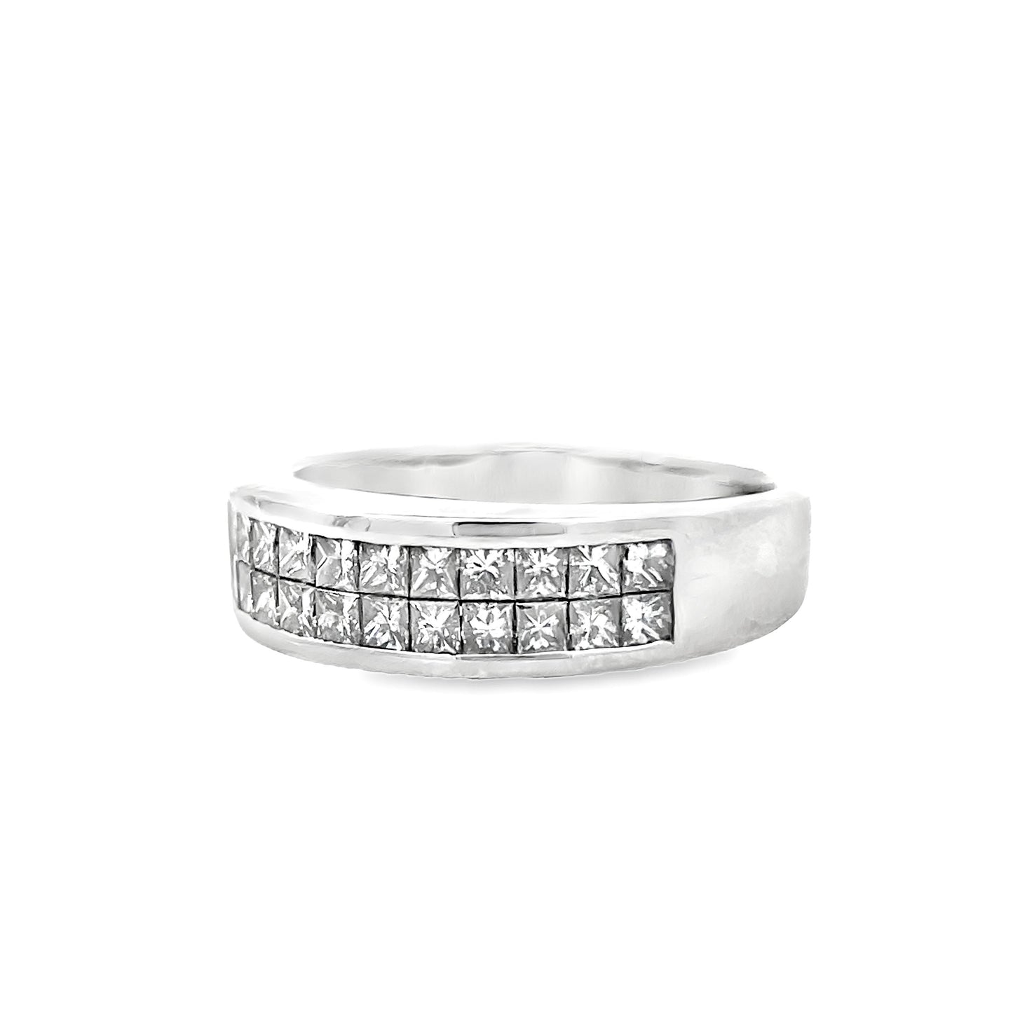 18K WHITE GOLD DIAMOND RING - 0024227