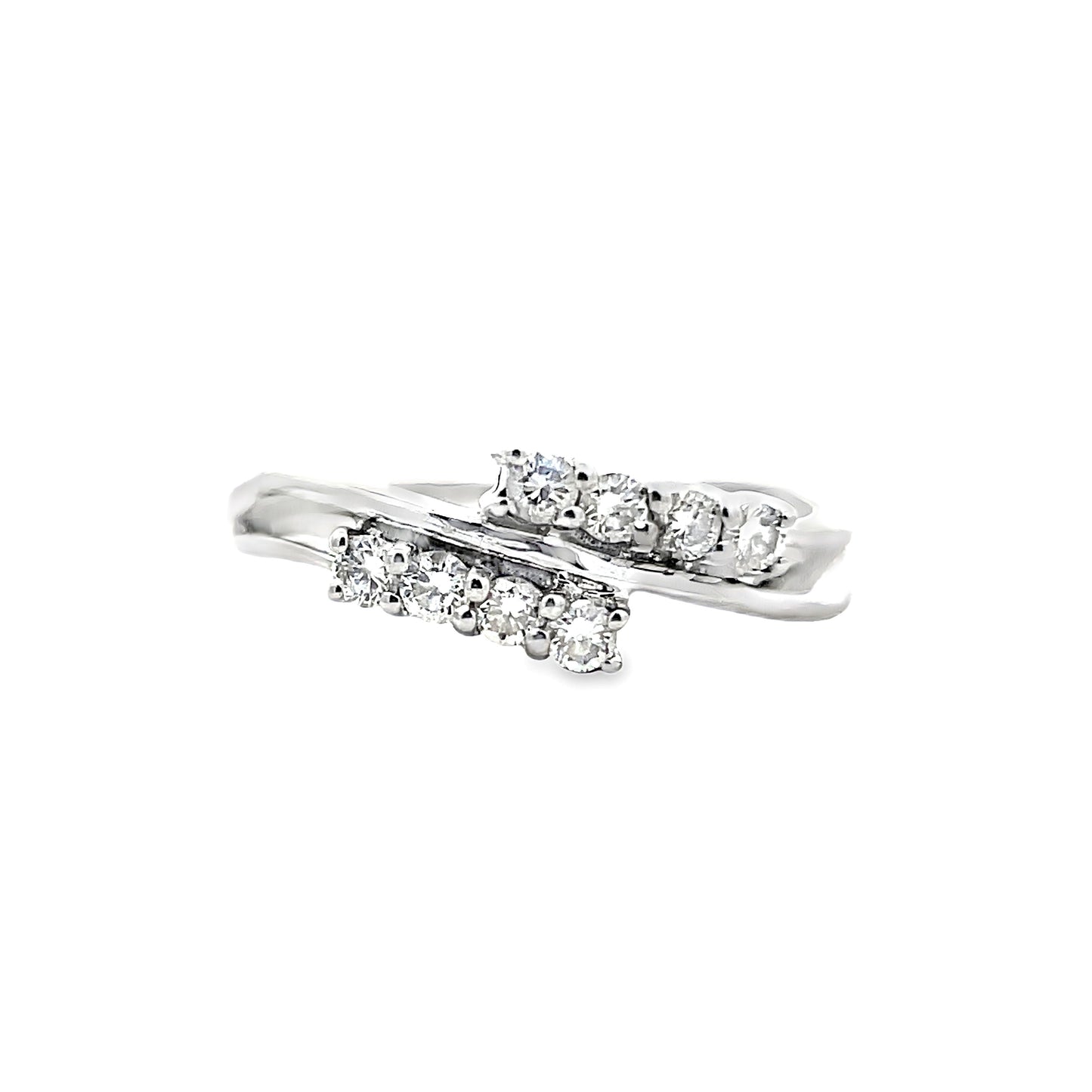 18K WHITE GOLD DIAMOND RING - 0024228