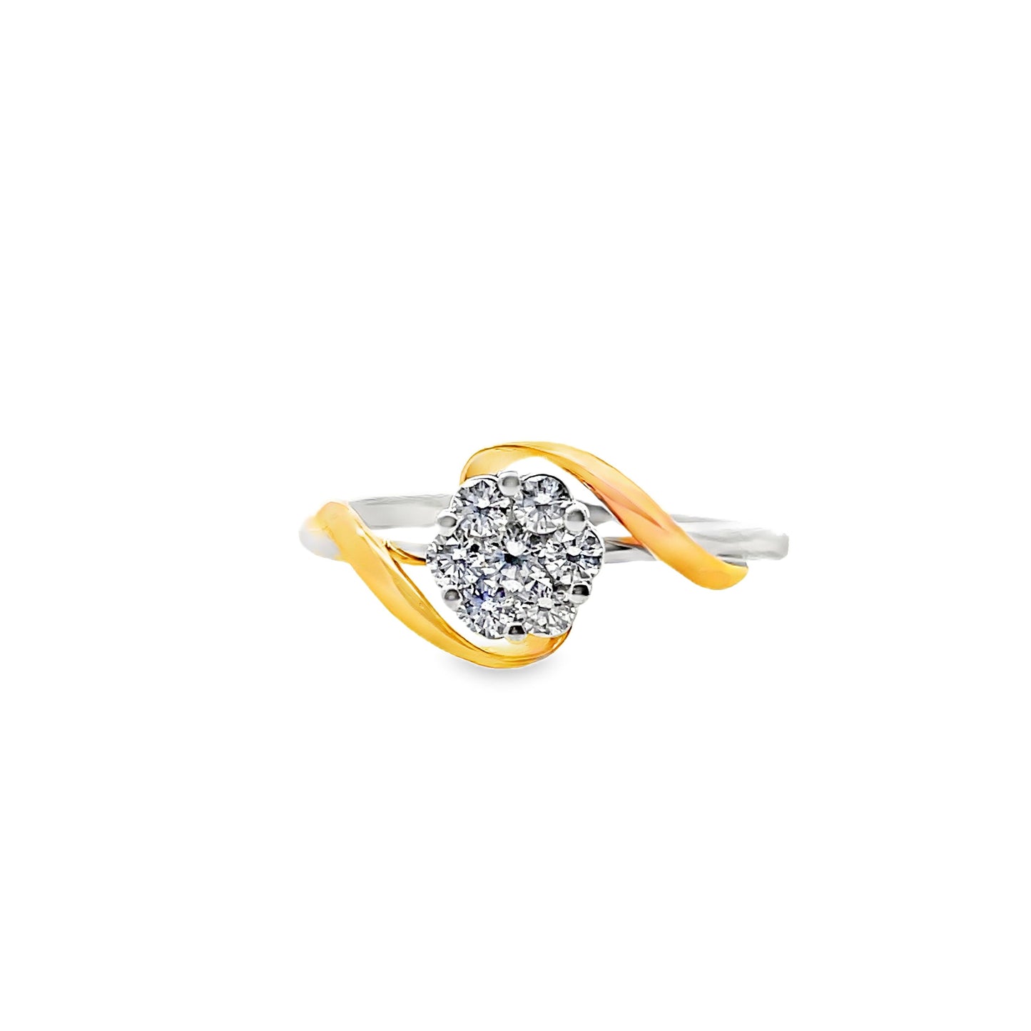 18K WHITE GOLD DIAMOND RING - 0024239