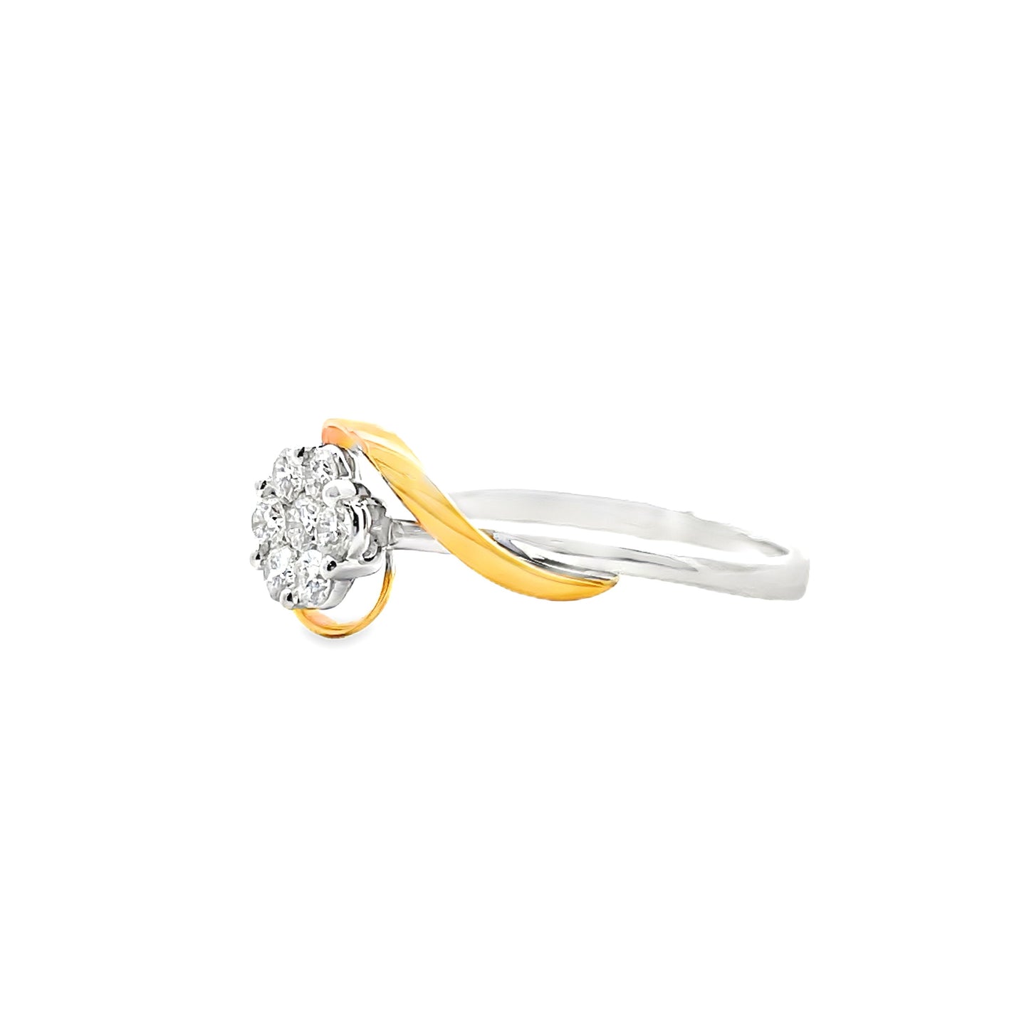 18K WHITE GOLD DIAMOND RING - 0024239