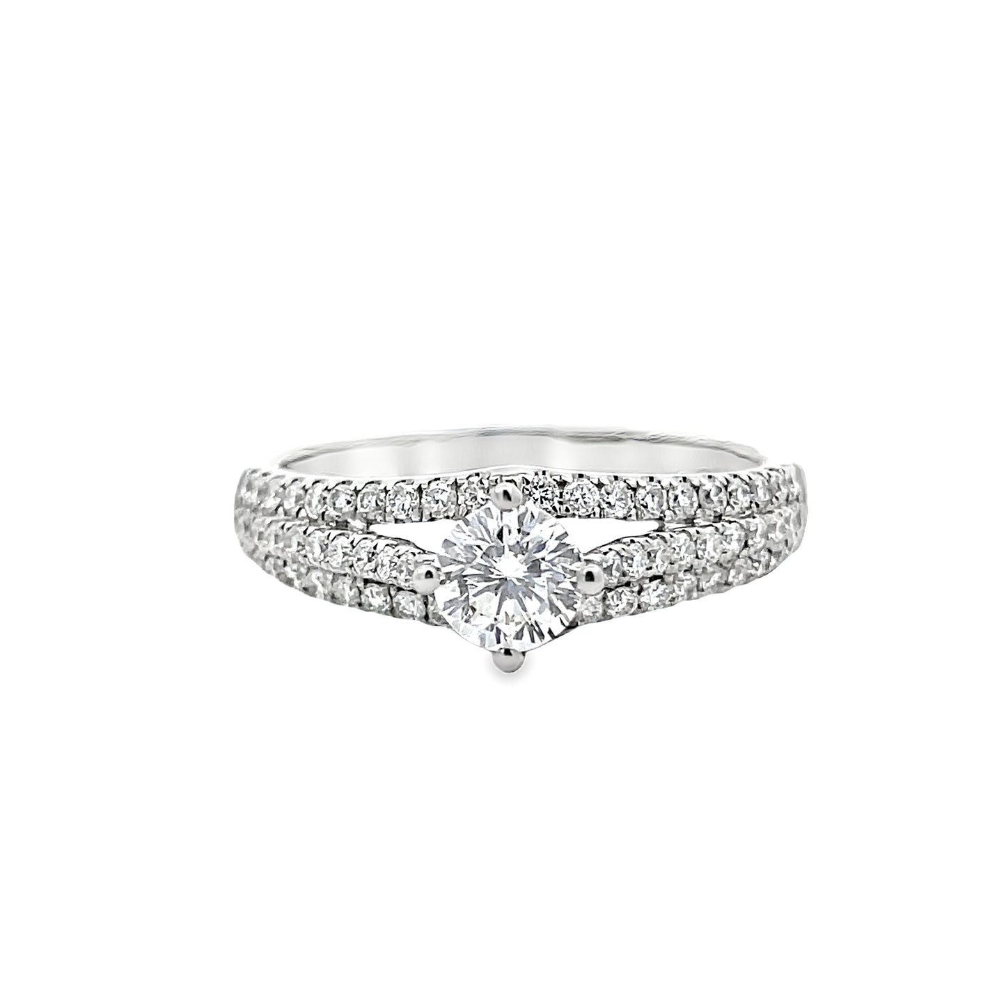 18K WHITE GOLD DIAMOND RING - 0024253