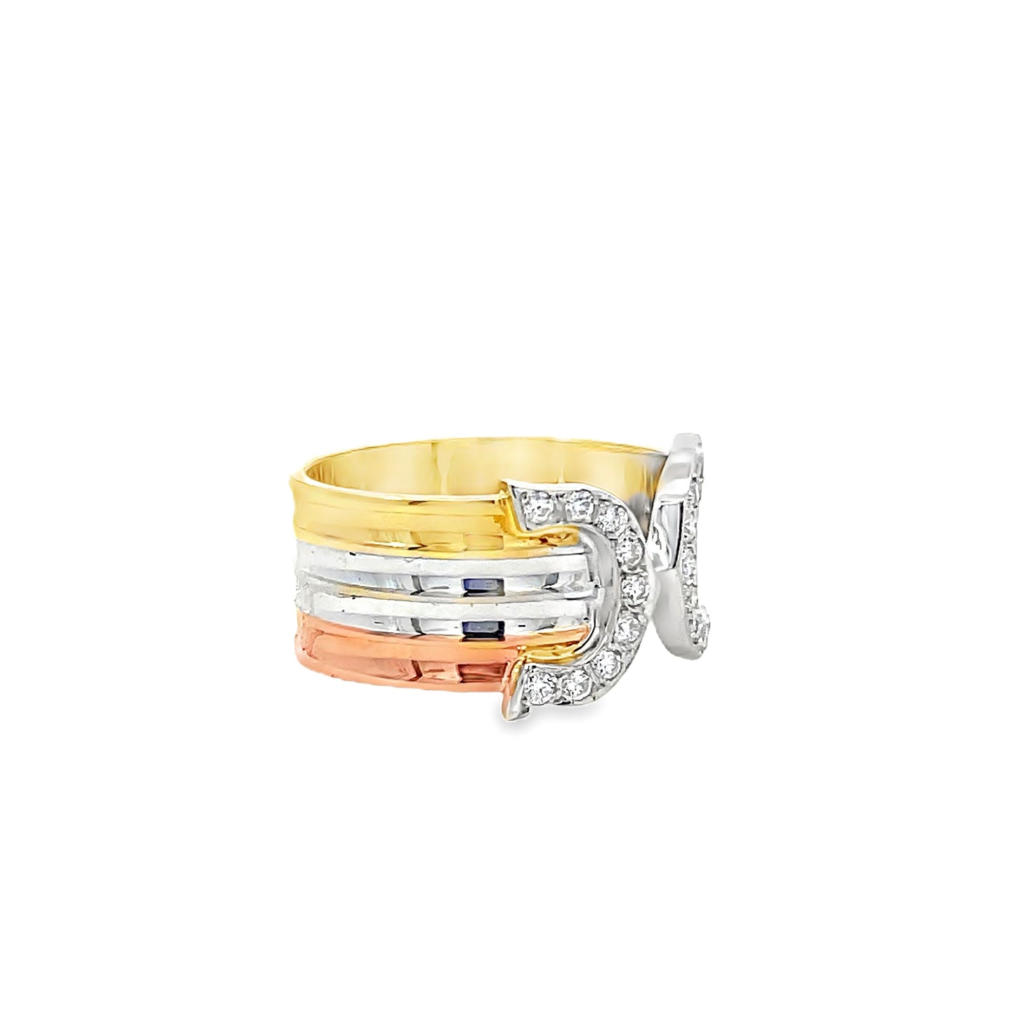 18K GOLD DIAMOND RING - 0024272