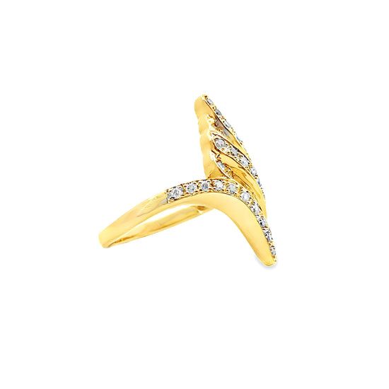 18K GOLD DIAMOND RING - 0024278