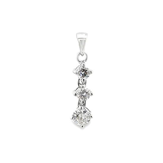 18K WHITE GOLD DIAMOND PENDANT - 0024409