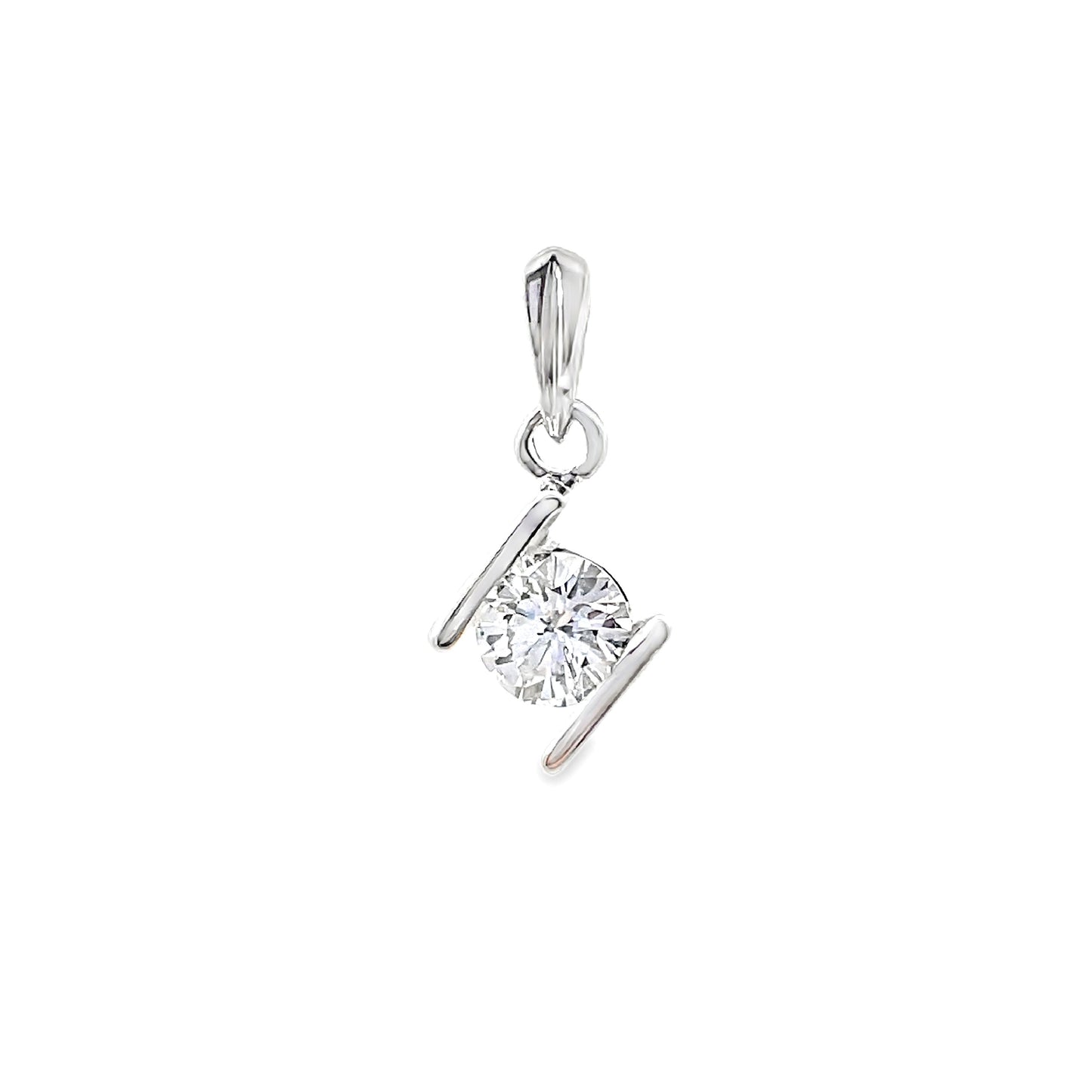 18K WHITE GOLD DIAMOND PENDANT - 0024410