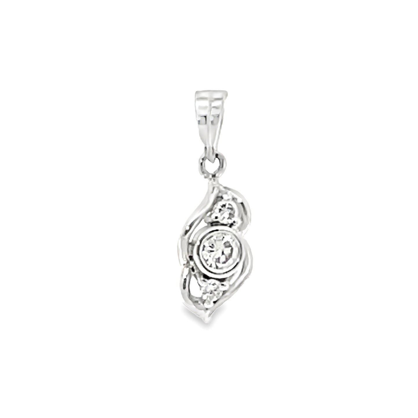 18K WHITE GOLD DIAMOND PENDANT - 0024417
