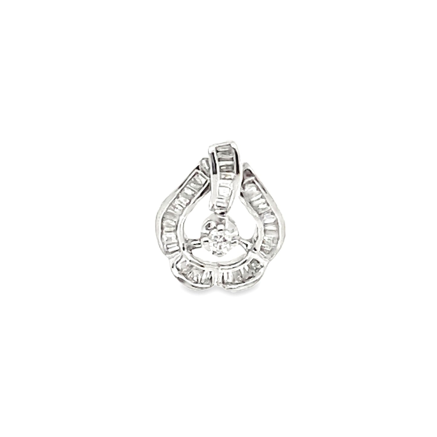 18K WHITE GOLD DIAMOND PENDANT - 0024428
