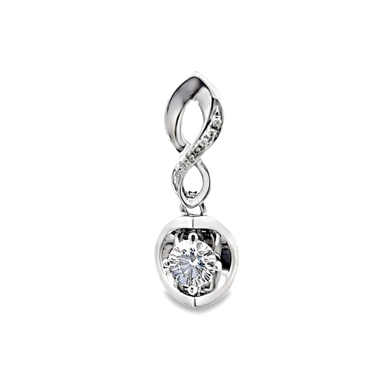 18K WHITE GOLD DIAMOND PENDANT - 0024819