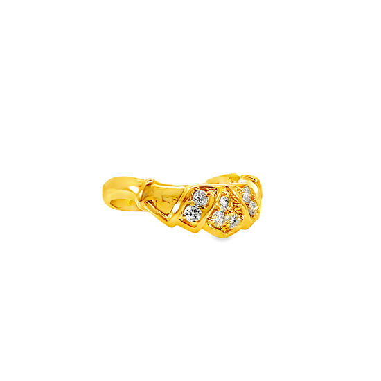 18K GOLD DIAMOND RING - 0024836