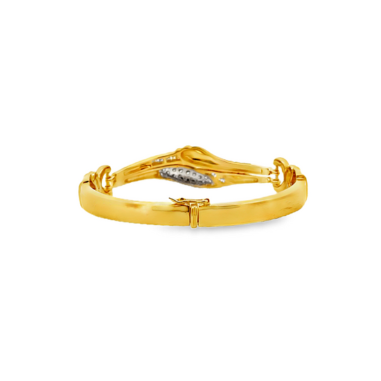 18K GOLD DIAMOND BANGLE - 0024870