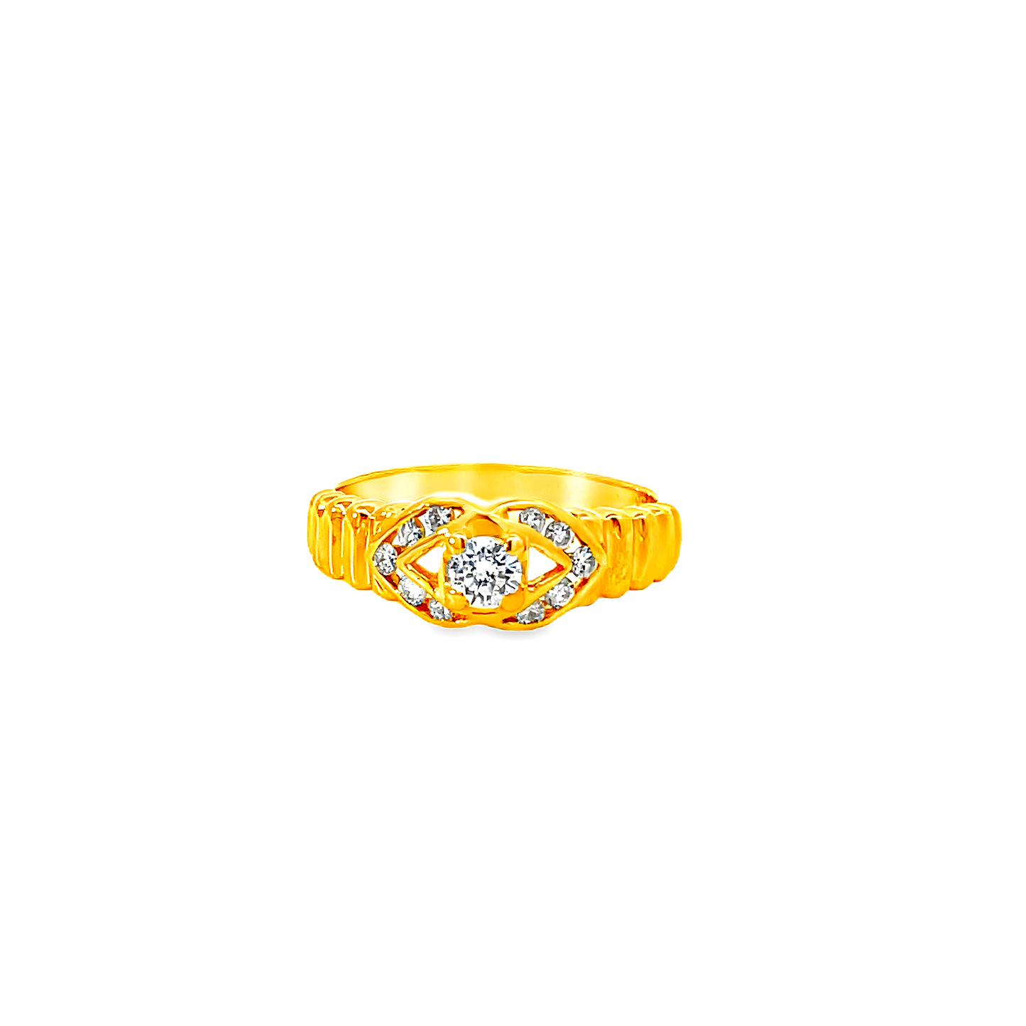 18K GOLD DIAMOND RING - 0024902