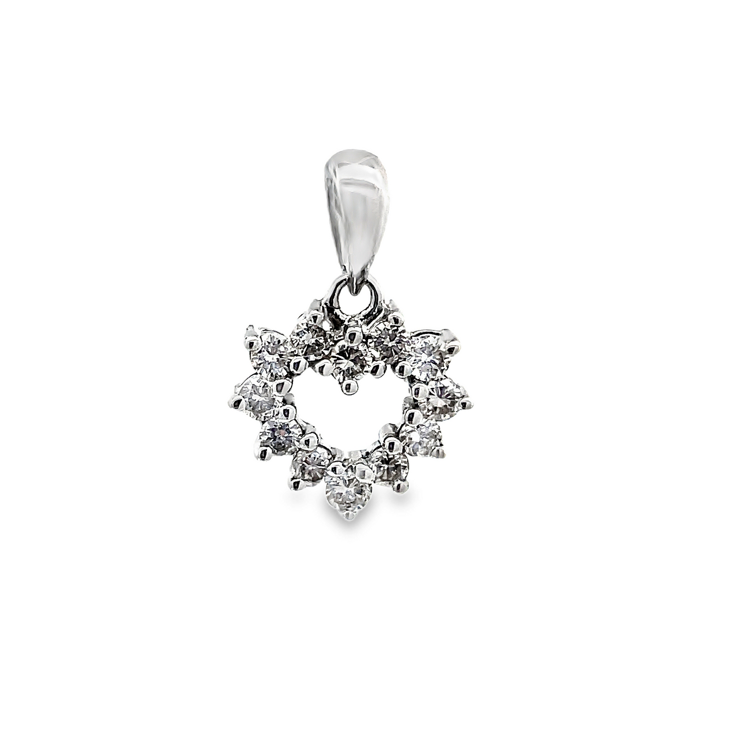 18K WHITE GOLD DIAMOND PENDANT - 0024882
